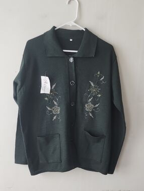 Women's Dark Green Embroidered Button-Up Cardigan